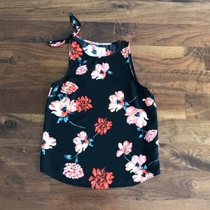 🌷Floral Tank Top🌷
